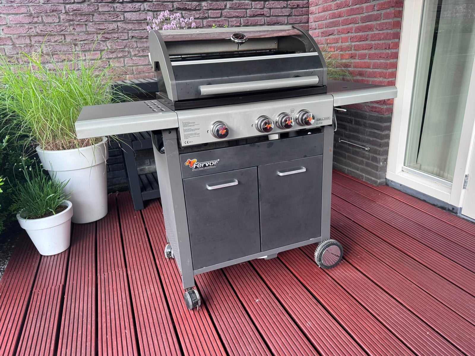 Fervor CL310 Gasbarbecue met 3 branders en zijbrander, Ophalen, Gebruikt