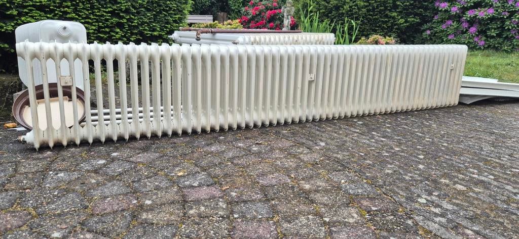 Grote radiator 250x41x13 cm, Doe-het-zelf en Verbouw, Verwarming en Radiatoren, Ophalen, 30 tot 80 cm, Gebruikt, Radiator
