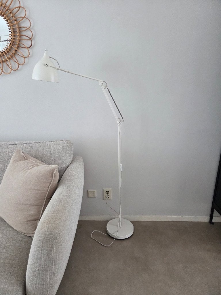 Staande lamp It's about Romi, Huis en Inrichting, Lampen | Vloerlampen, Ophalen, Zo goed als nieuw, Metaal, 150 tot 200 cm