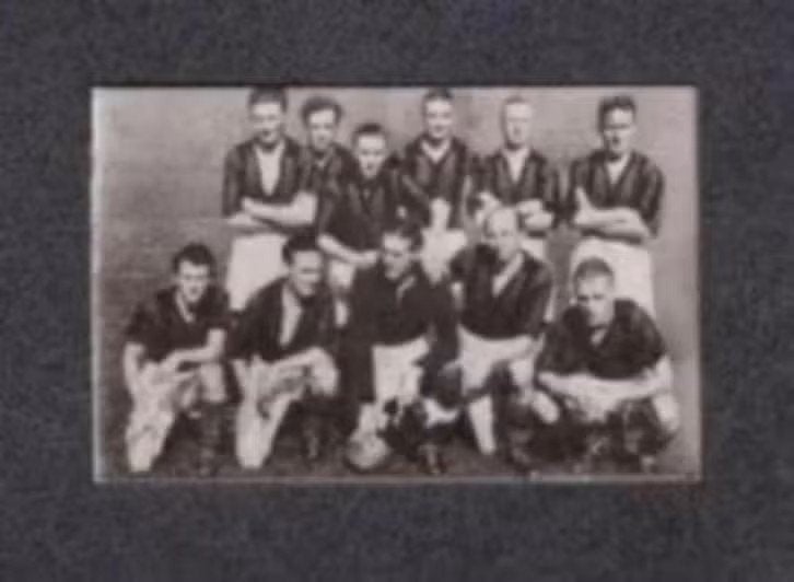 Voetbalplaatje RCH Haarlem 1951-1952, Ophalen of Verzenden, Zo goed als nieuw