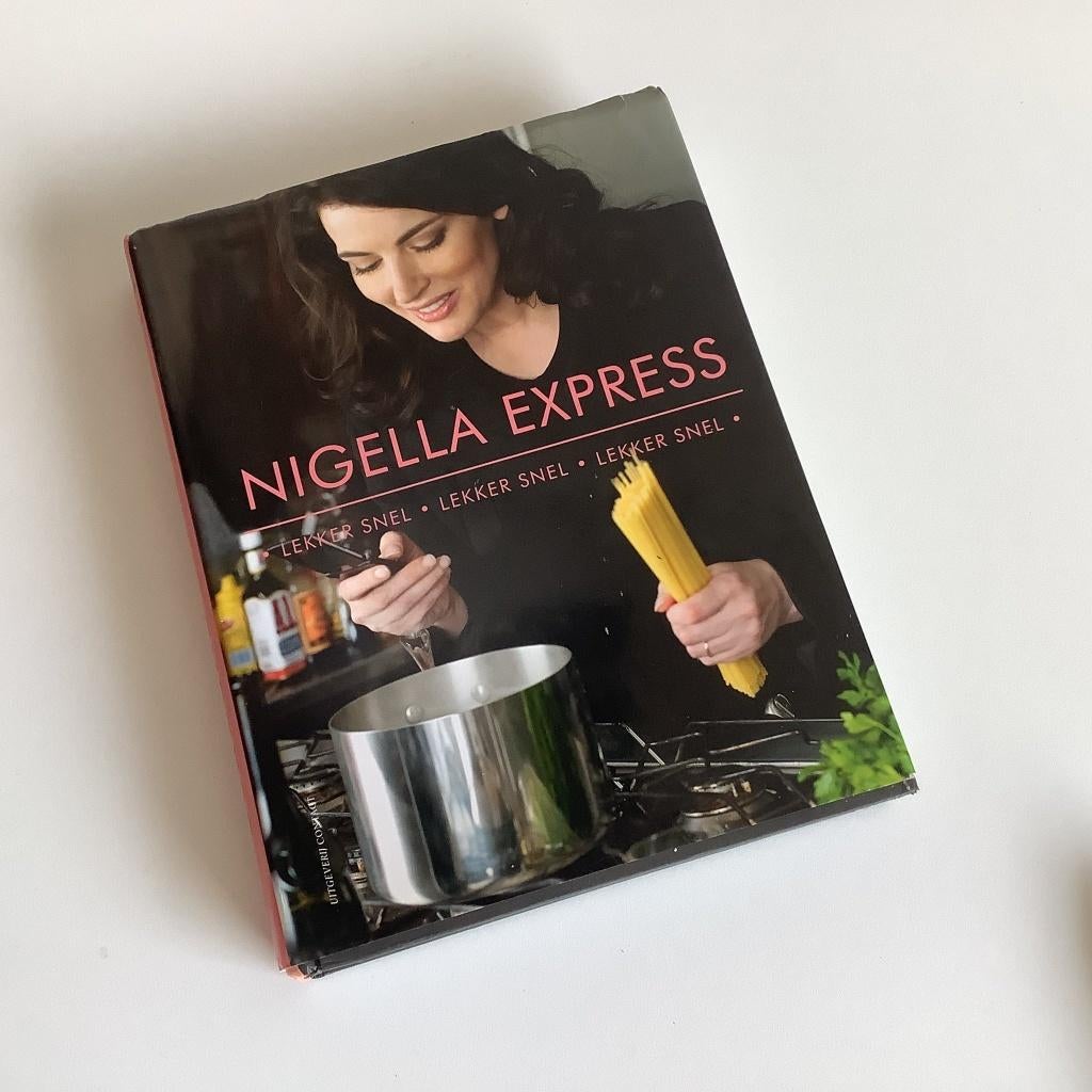 leuk kookboek Nigella Express - lekker snel, Boeken, Zo goed als nieuw, Nigella Lawson, Europa, Tapas, Hapjes en Dim Sum