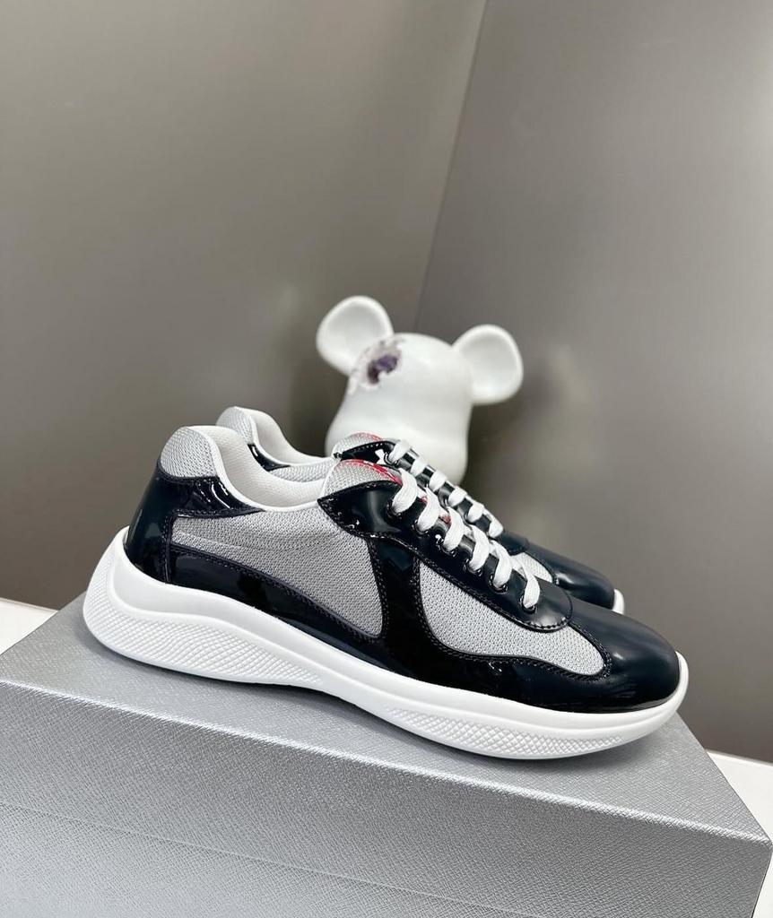 Prada cups donker blauw maat 38/44, Nieuw, Sneakers of Gympen, Verzenden, Blauw