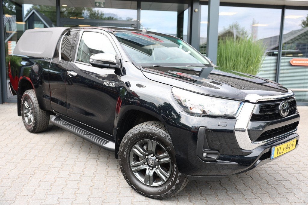 Toyota HILUX 2.4 D-4D XTRA CAB PROFESSIONAL A/T  4WD VAN, Auto's, Bestelauto's, Automaat, Stoelverwarming, 4 cilinders, 150 pk