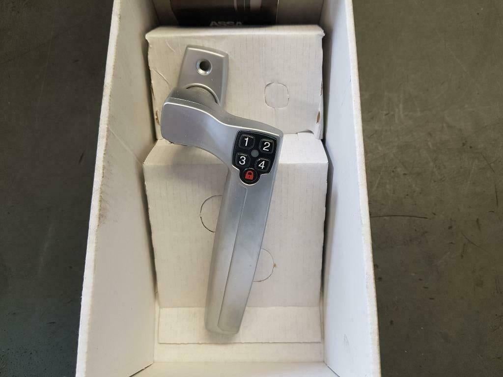 Raamkruk Lips/Assa Abloy 7810 H53C met code raamboompje axa, 75 tot 150 cm, ,, Overige typen, Nieuw