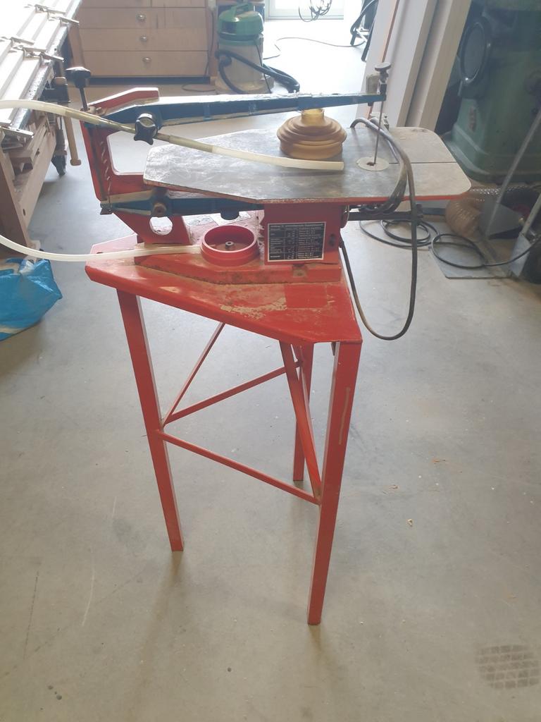 Figuur zaag machine Hegner, Gebruikt, 70 mm of meer, Ophalen of Verzenden, Lintzaag