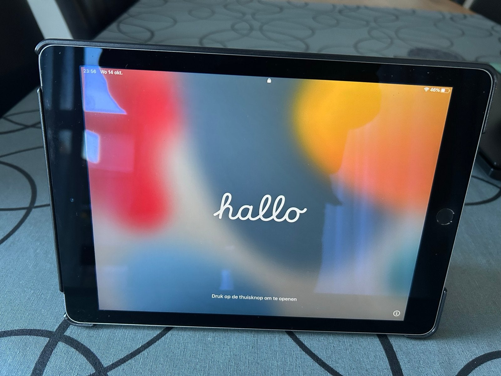 Apple iPad Air 2 - Zo goed als nieuw, met beschermhoes, Computers en Software, 10 inch, 32 GB, Apple iPad Air, Ophalen of Verzenden
