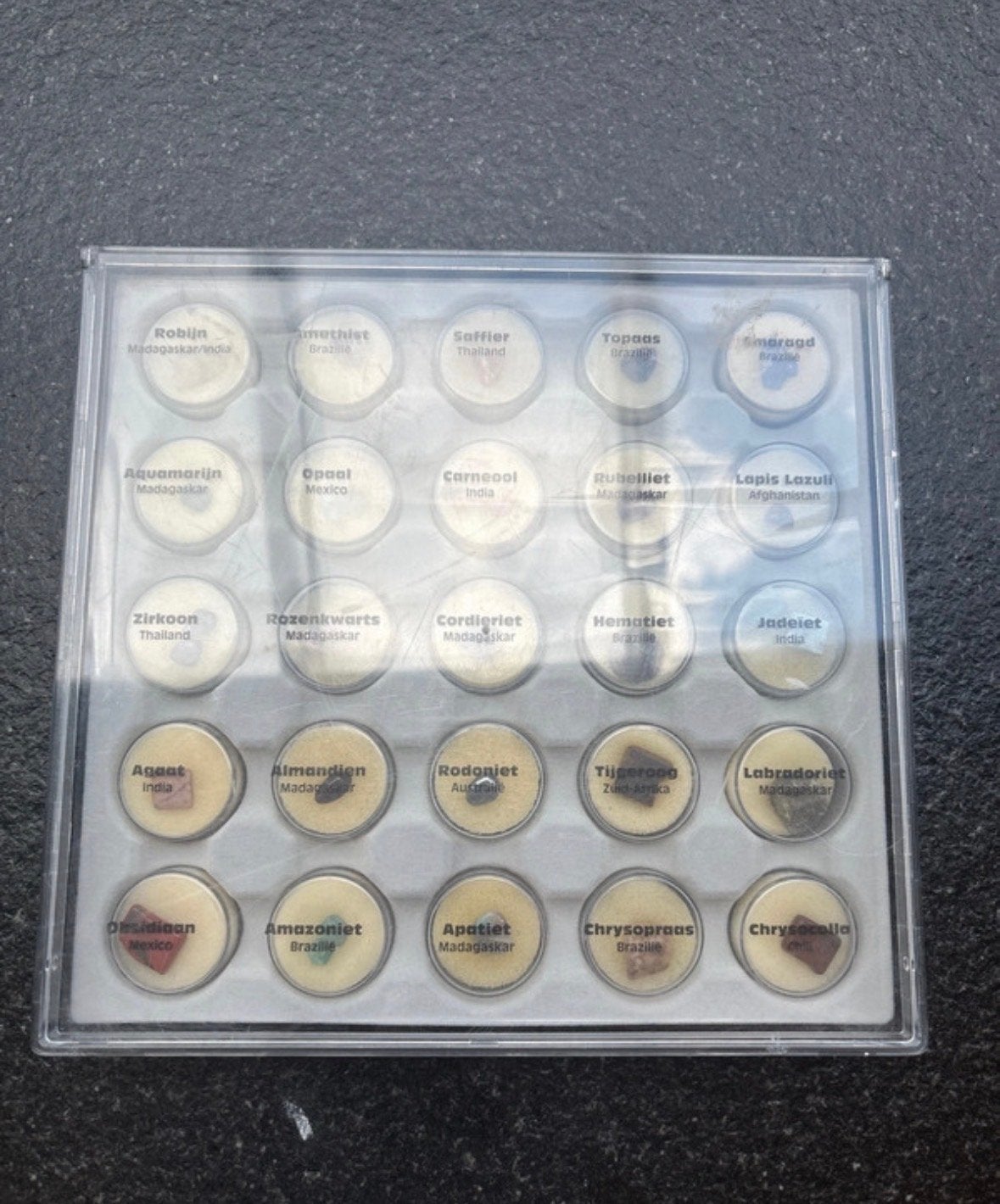 Verzameling van 25 mineralen en edelstenen, Sieraden, Tassen en Uiterlijk, Ophalen of Verzenden, Zo goed als nieuw