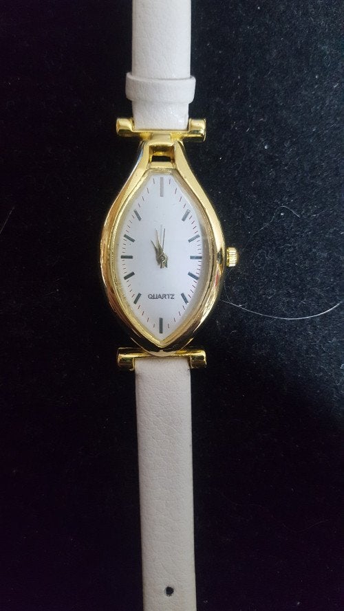s 297 horloge, wit en goud quartz, Sieraden, Tassen en Uiterlijk, Overige Accessoires, Ophalen of Verzenden, 'T Olde Gre-j, Info@toldegrej.nl