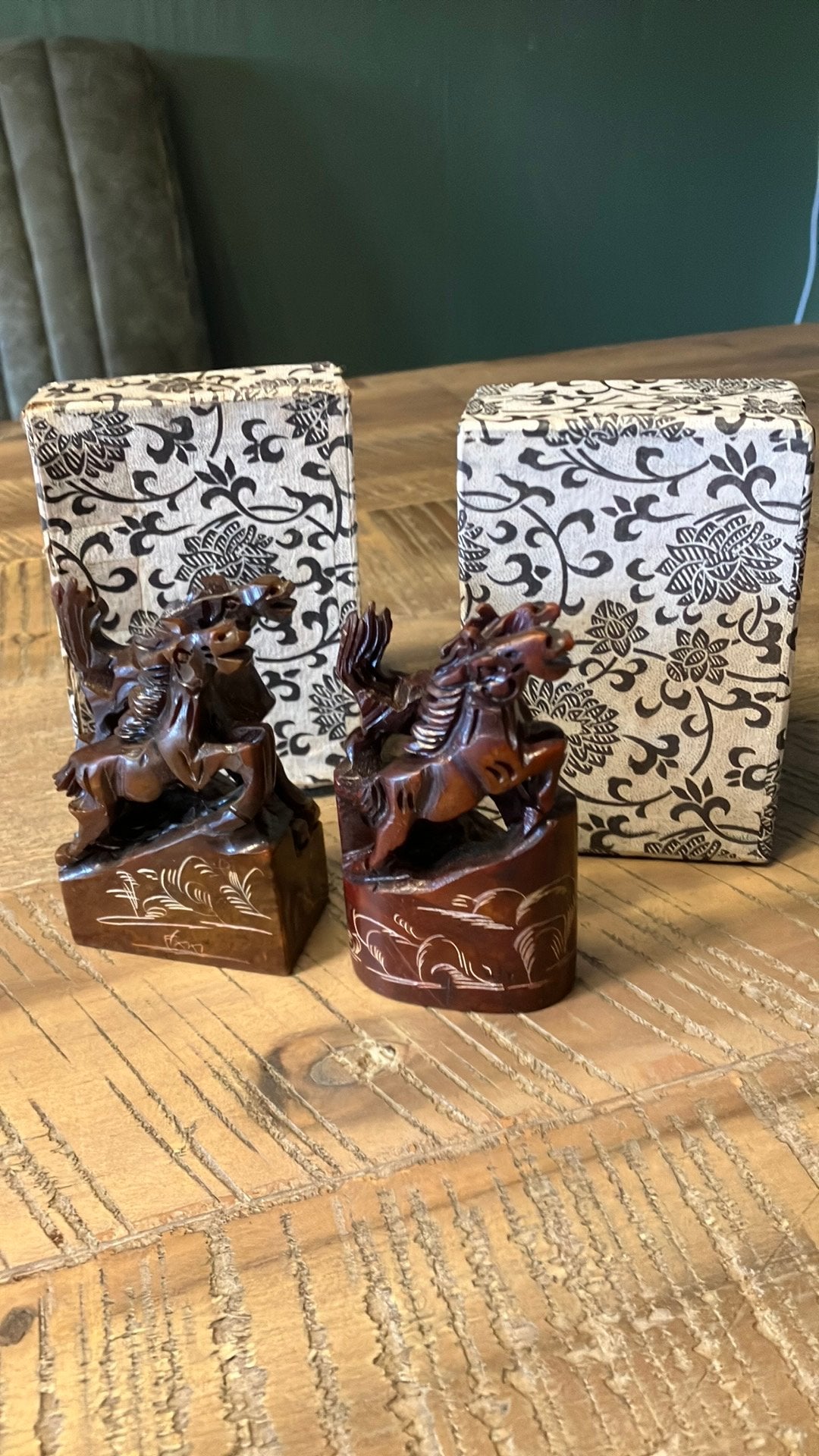 Mooie Chinees steen paarden stempel, Ophalen of Verzenden, Zo goed als nieuw, Dier