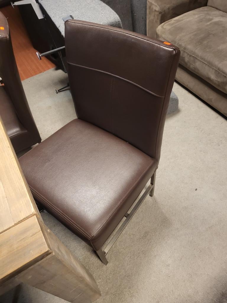 4 bruine stoelen zware kwaliteit, Gebruikt, Bruin, Ophalen of Verzenden, Vier