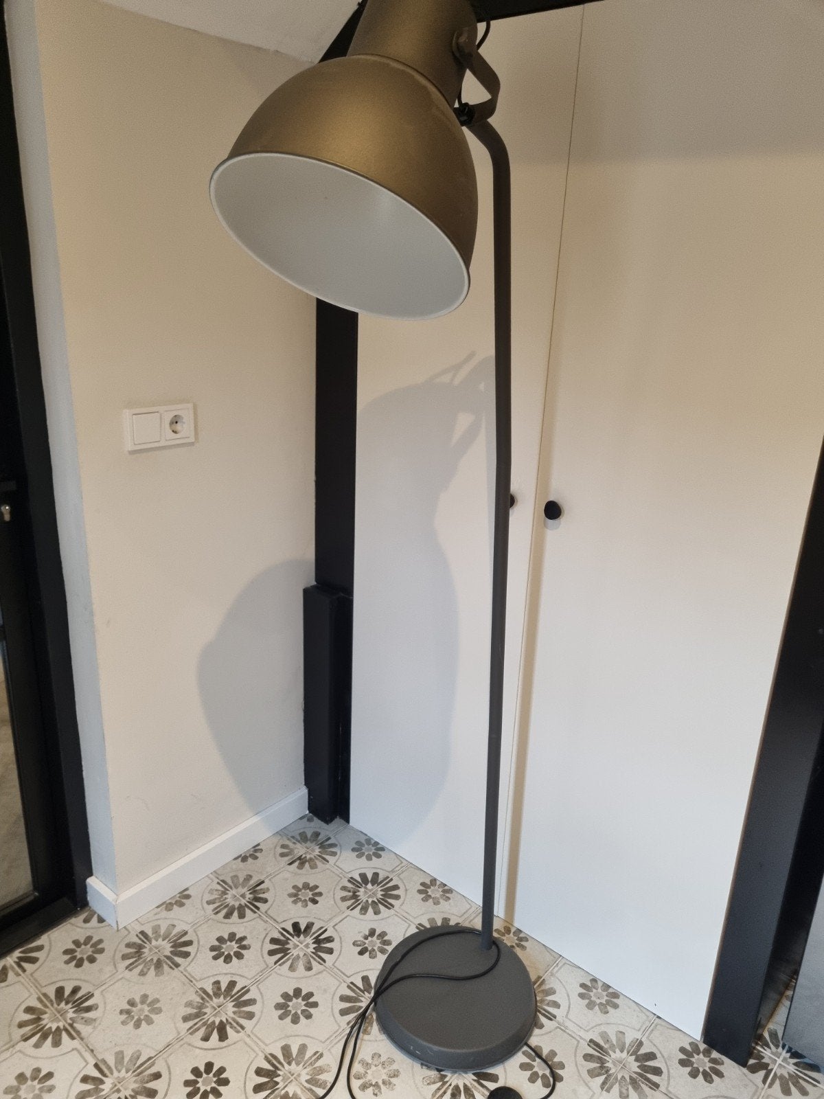 Grote staande kamerlamp, Ophalen, Gebruikt, E27 (groot), Metaal