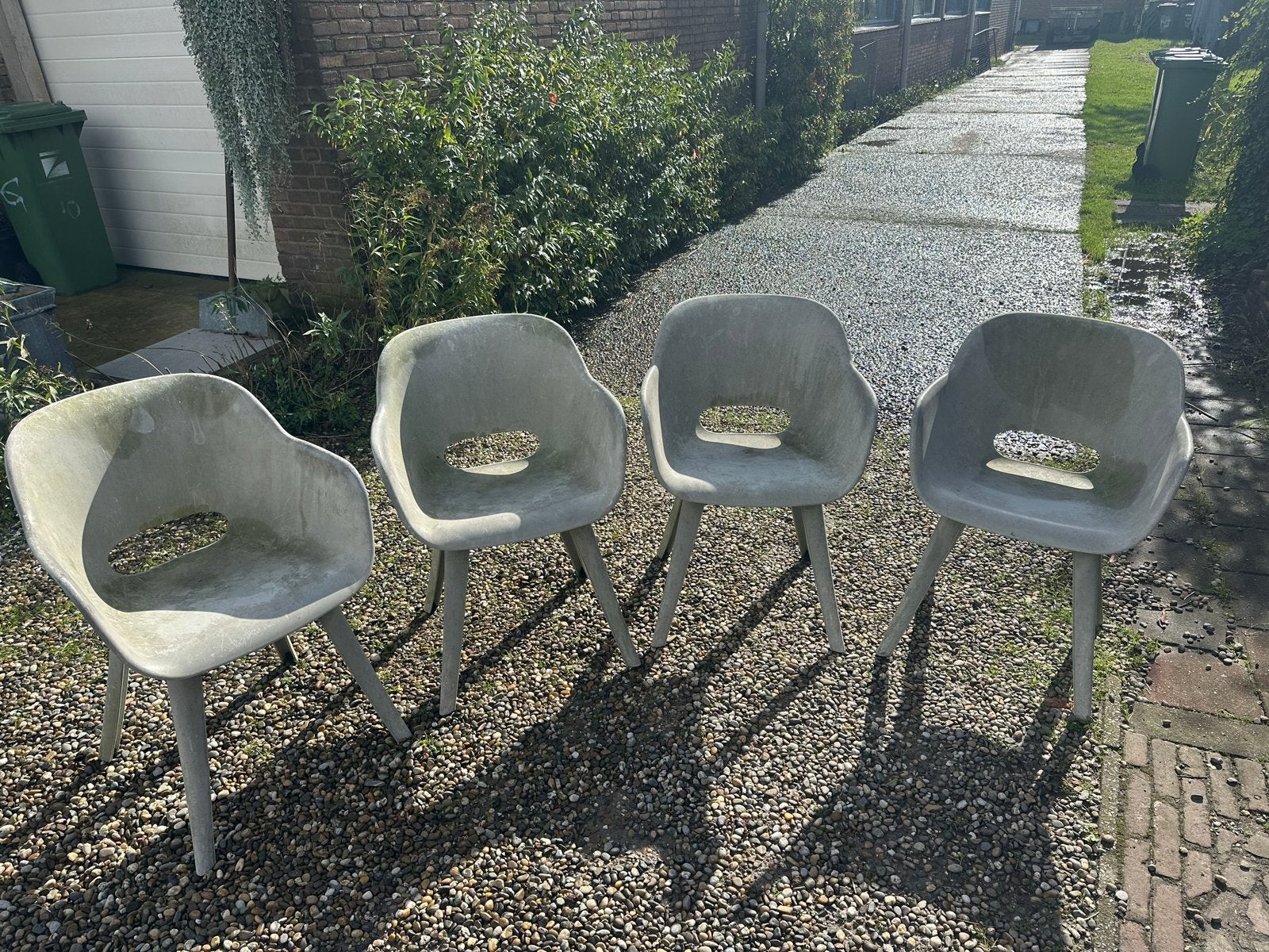 4 stevige tuinstoelen - gratis af te halen, Ophalen, Gebruikt, Kunststof