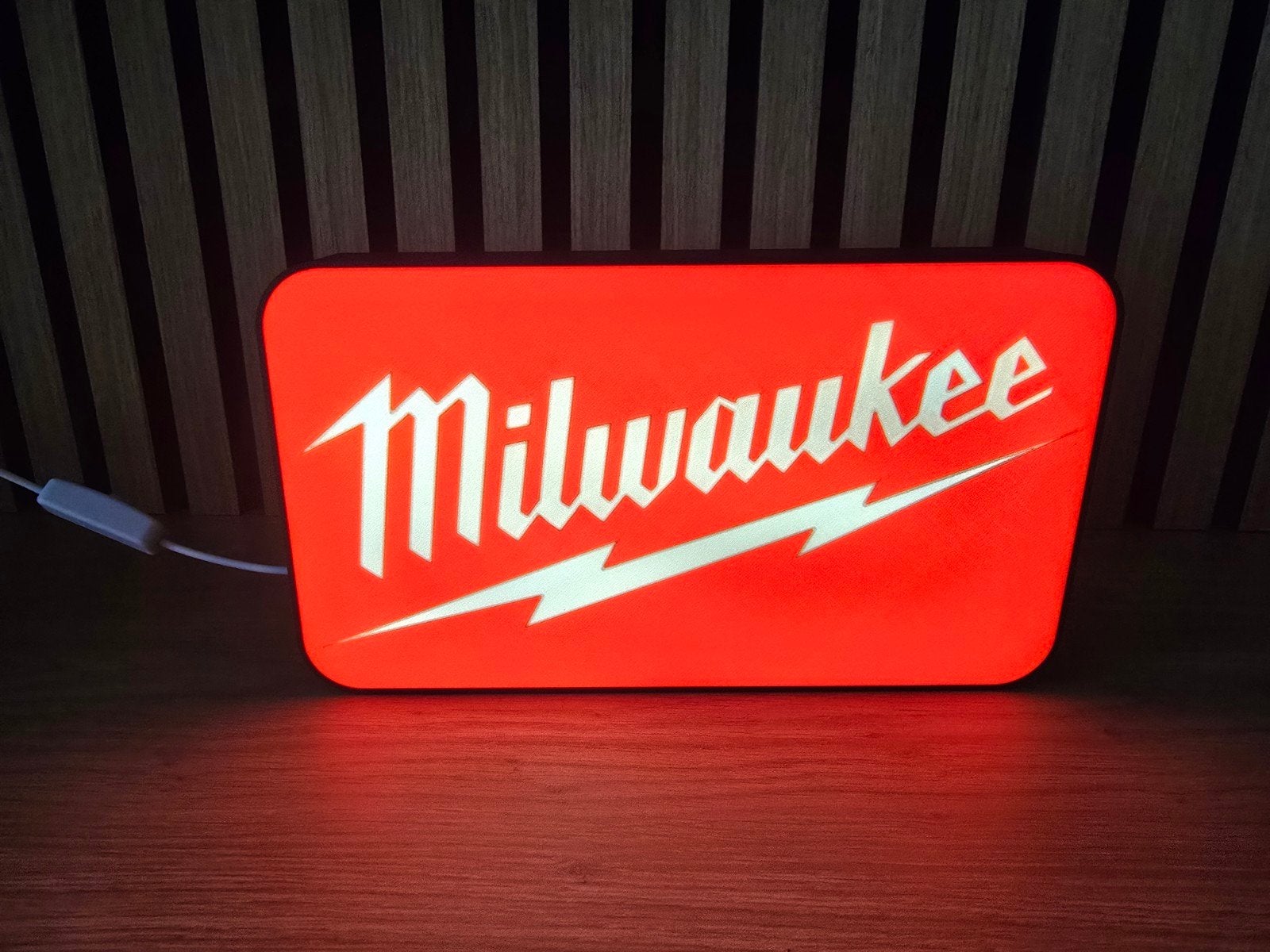 Milwaukee LED Lichtreclame - Nieuwstaat, Ophalen of Verzenden, Zo goed als nieuw, Lichtbak of (neon) lamp