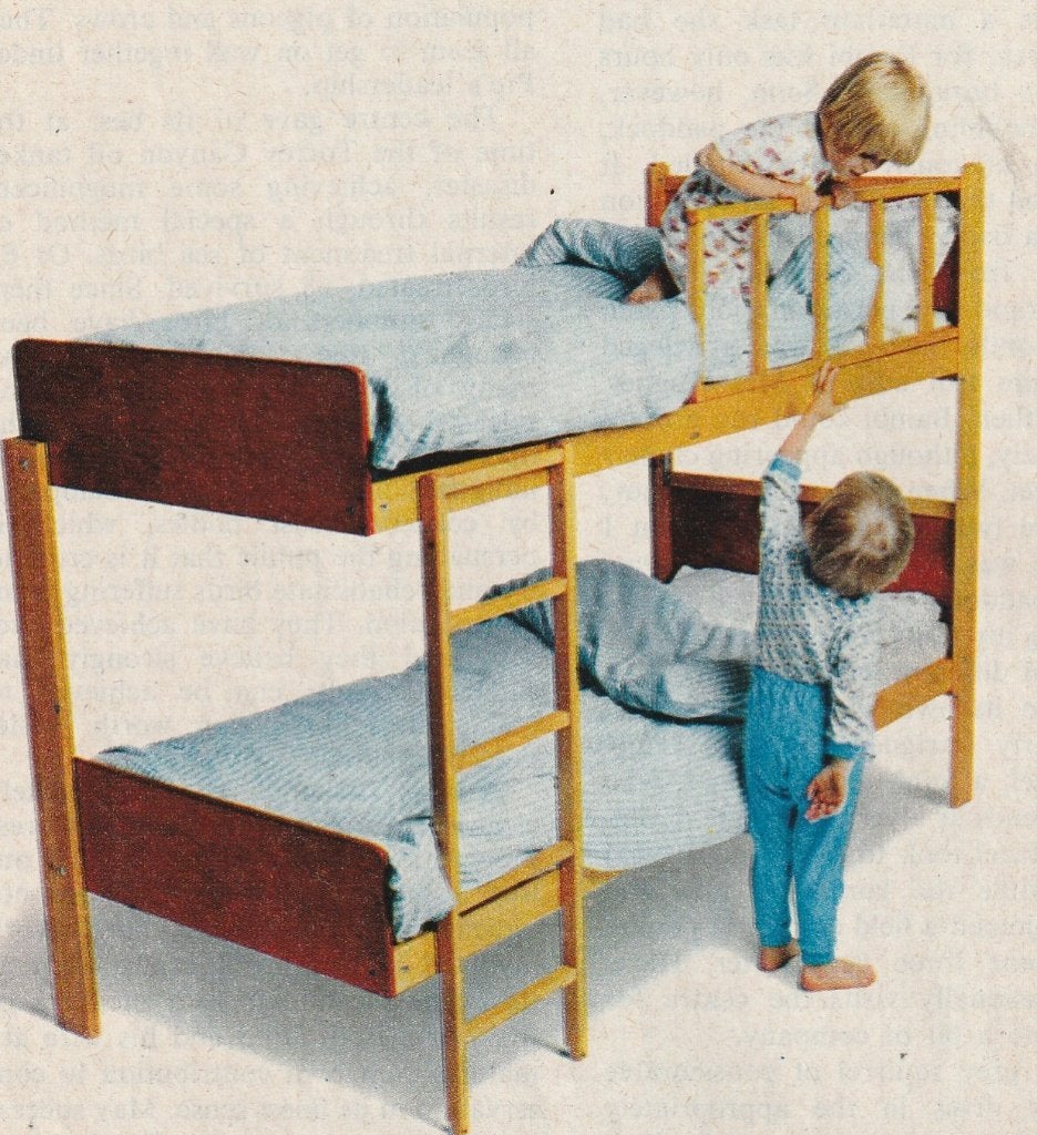 Retro reclame 1971 Mothercare kindermode pyjama's kindjes, Verzenden, Overige typen