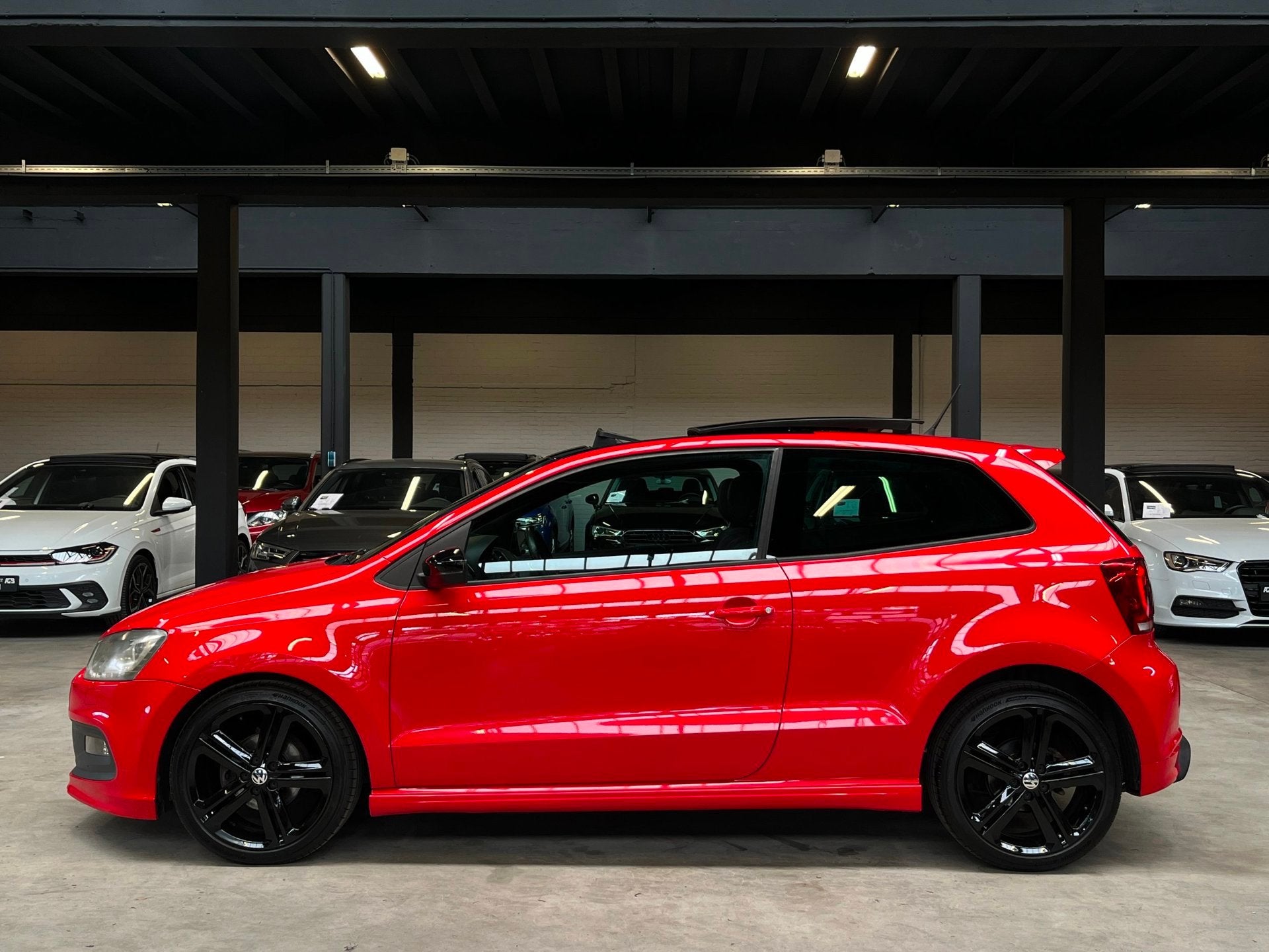 Volkswagen Polo 1.2 TSI R- Line Pano/Cruise/XenonLed, Auto's, Voorwielaandrijving, Euro 5, Stof, Electronic Stability Program (ESP)