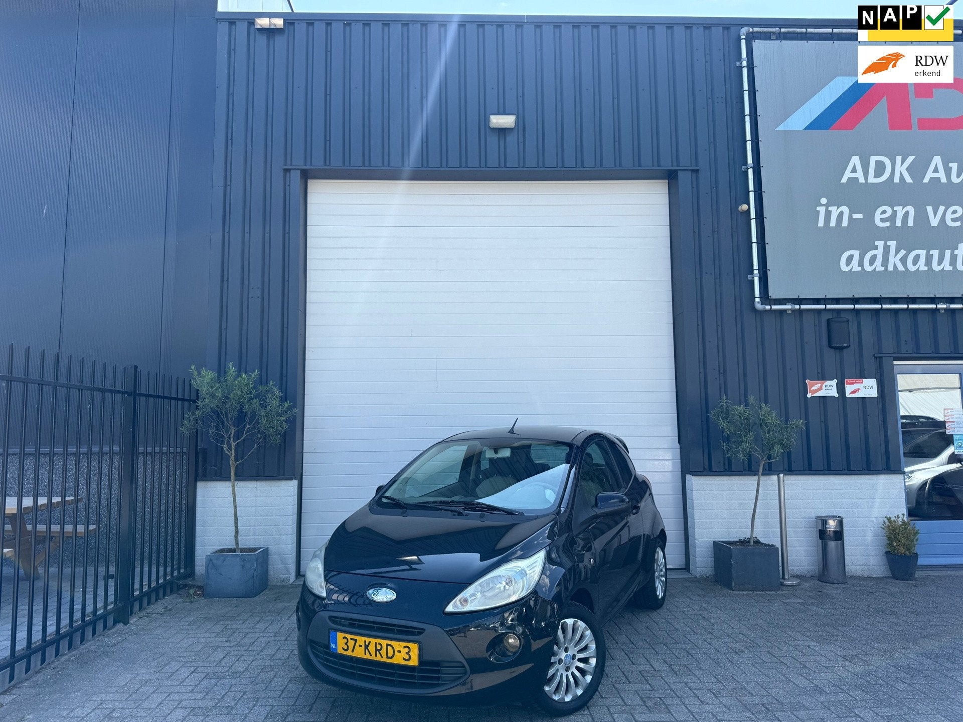 Ford Ka 1.2 Titanium AIRCO/LM VELGEN/LEUKE AUTO, Auto's, Ford, Voorwielaandrijving, Stof, 1242 cc, 4 cilinders