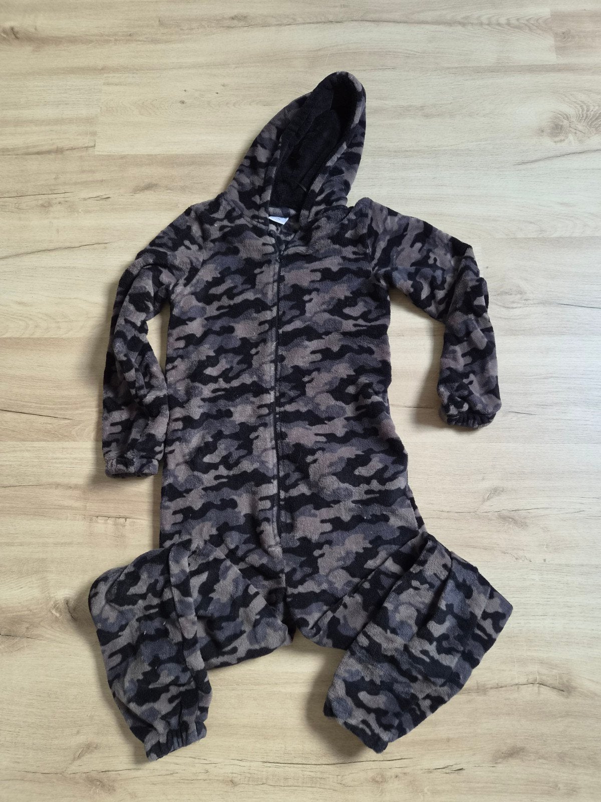 leger onesie, Ophalen of Verzenden, Zo goed als nieuw, Jongen of Meisje