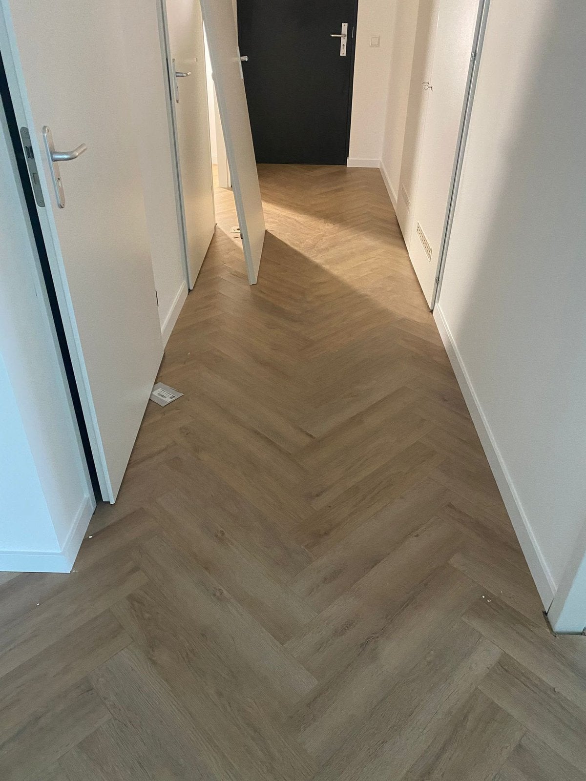 Laminaat leggen/verf/behang, Ophalen of Verzenden