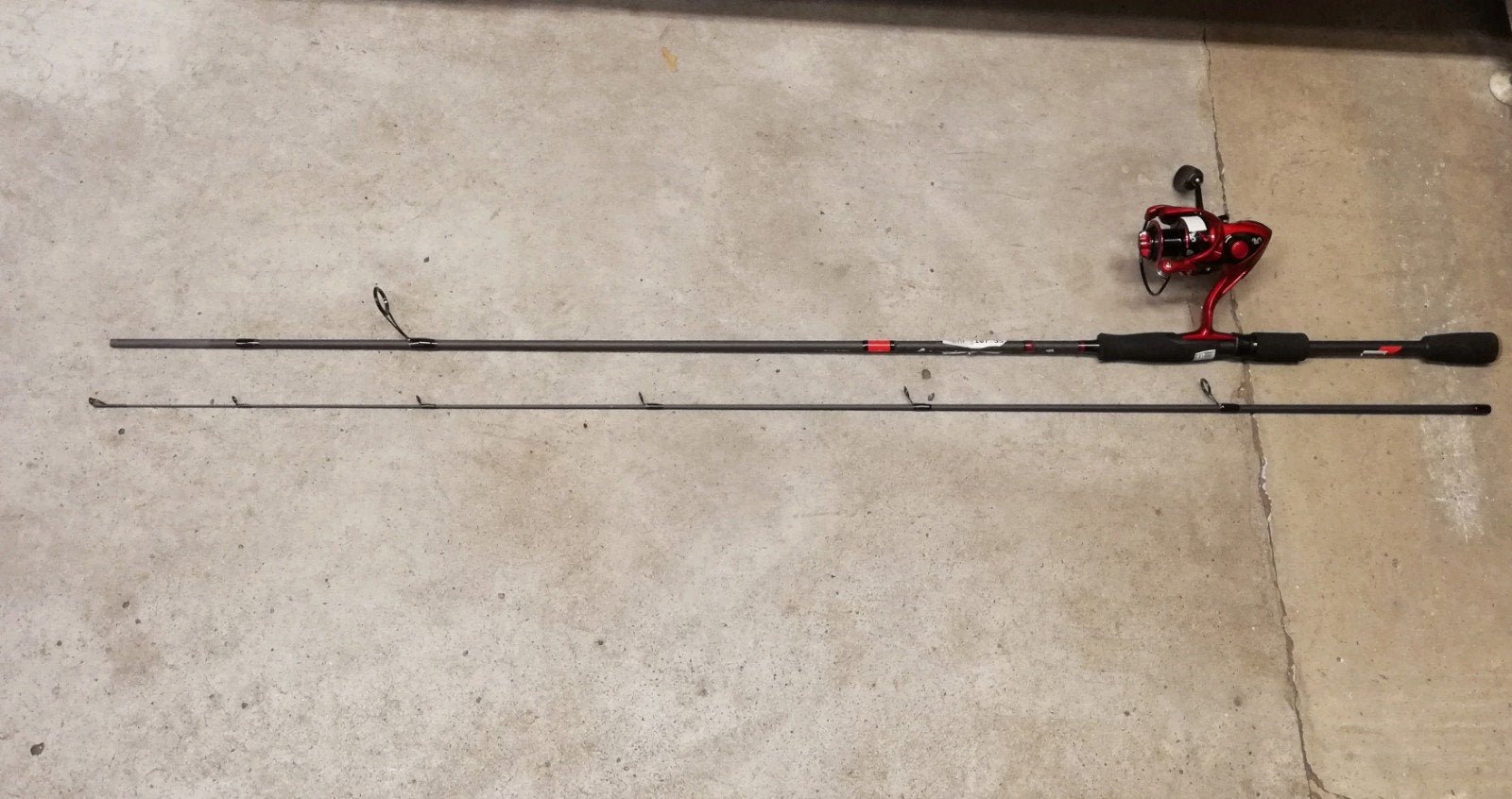 Hengel filfishing spin status 240 5-20g  + molen sonic 3000, Ophalen