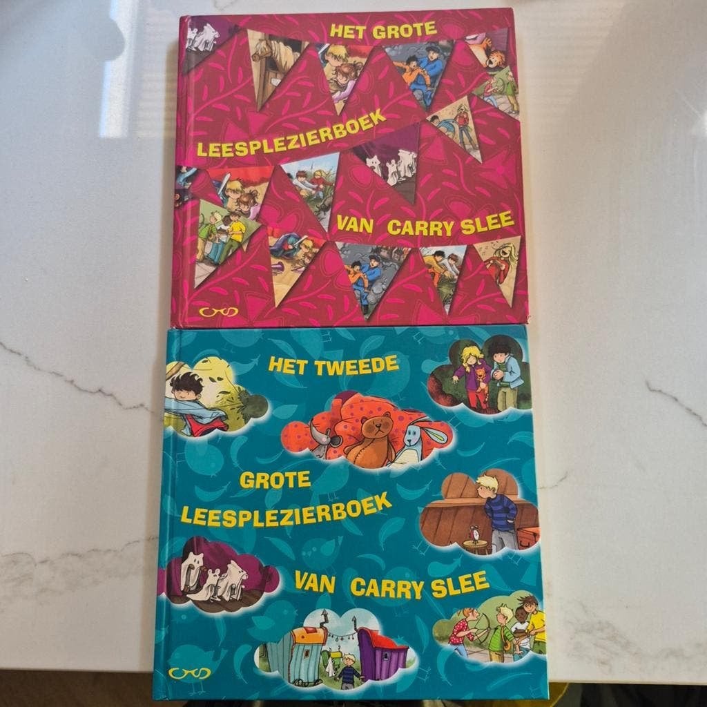 Het Grote Leesplezierboek van Carry Slee - 2 delen, Ophalen of Verzenden, Zo goed als nieuw, Carry Slee, Fictie
