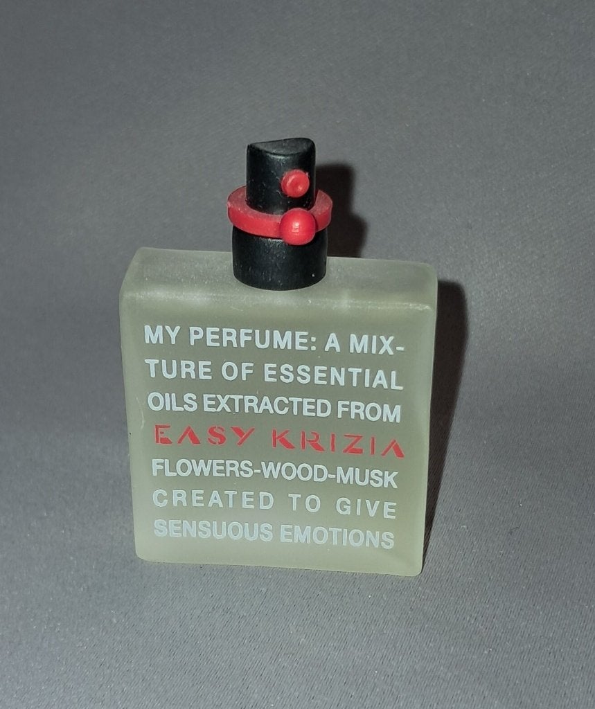 Mooie parfum mini - Krizia Easy, Ophalen of Verzenden, Zo goed als nieuw, Miniatuur, Gevuld