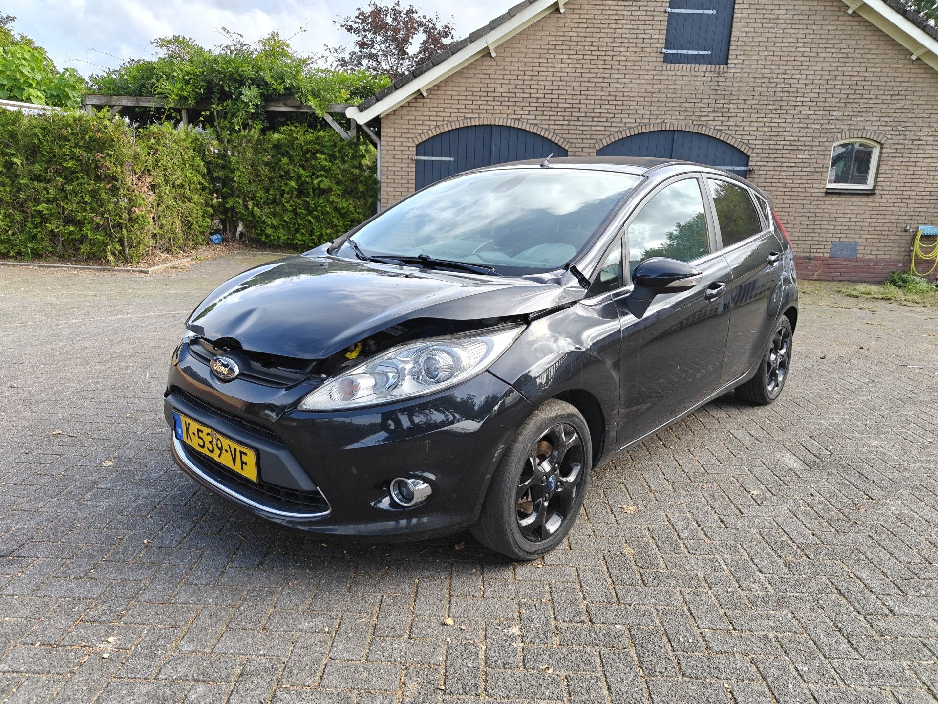 Ford Fiesta 1.6 Ghia CLIMA BJ 2010 (bj 2010), 1596 cc, Wijheseweg 65
8107PJ  BROEKLAND OV, NL, Zwart, Handgeschakeld
