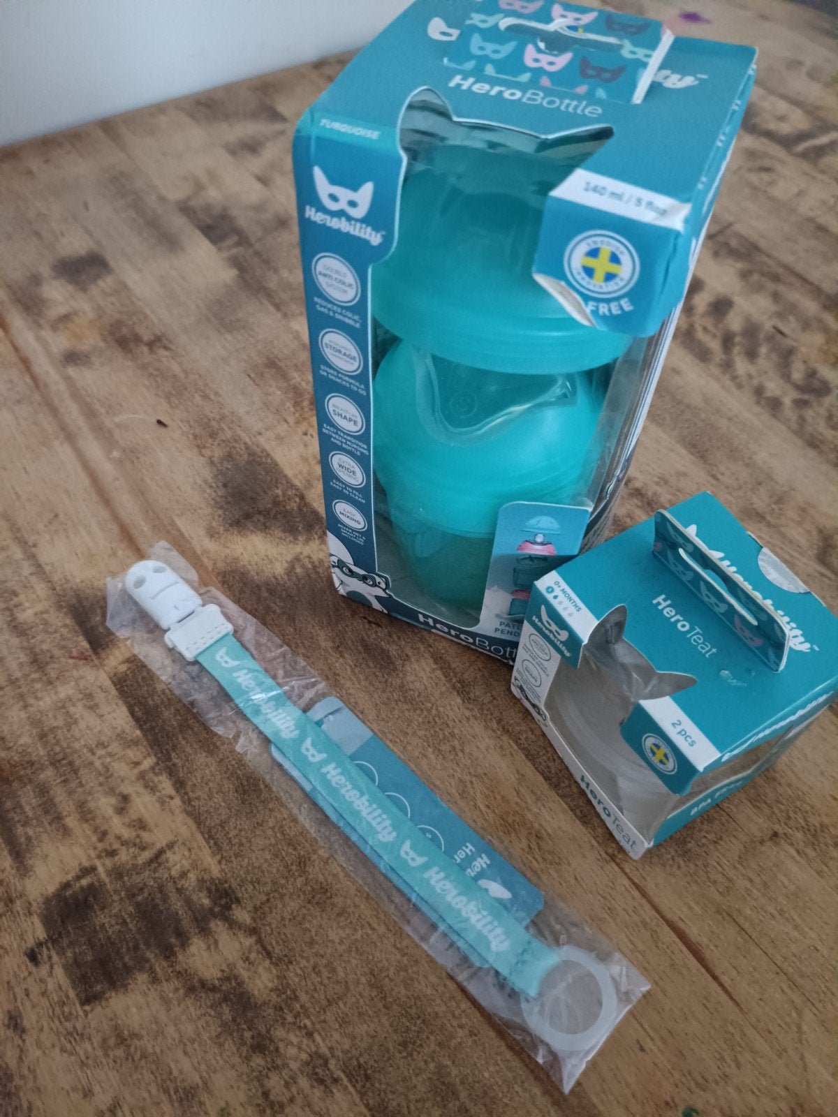 Herobility HeroBottle Babyfles met speen en fopspeenclip, Verzenden, Nieuw, Babyfles, Overige merken