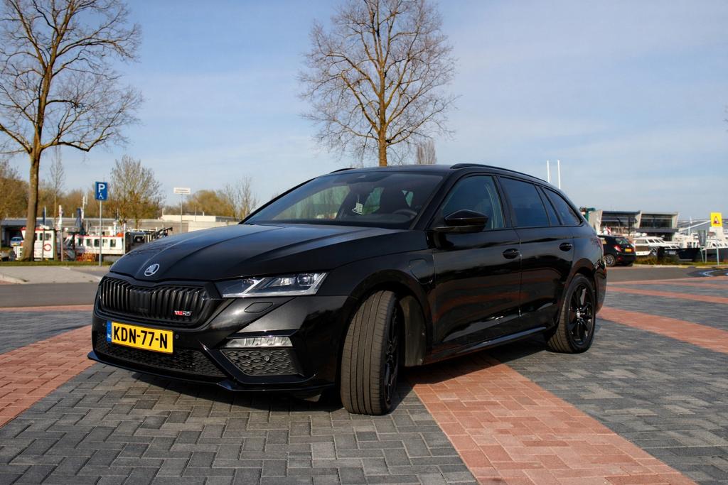 Skoda Octavia 1.4 TSI iV 245pk Phev DSG 2021 Zwart, Euro 6, 4 cilinders, Zwart, Geïmporteerd