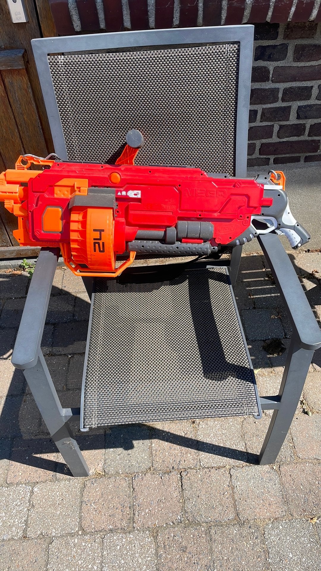 Mega automatische nerf gun op batterijen, Ophalen, Zo goed als nieuw