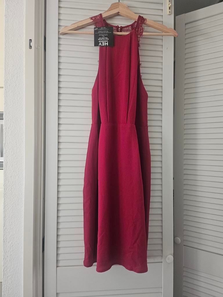 Nieuwe bordeauxrode Crepe Lace jurk, maat 36 (S), Kleding | Dames, Nelly, Nieuw, Ophalen of Verzenden, Maat 36 (S)