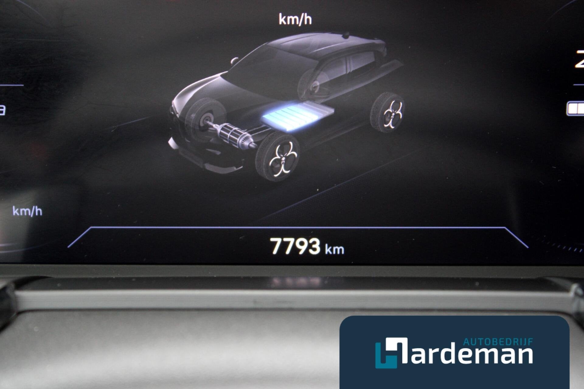 Alfa Romeo Junior Elettrica 54 kWh Carplay Clima, Auto's, 413 km, Stof, Gebruikt, Met garantie (alle)