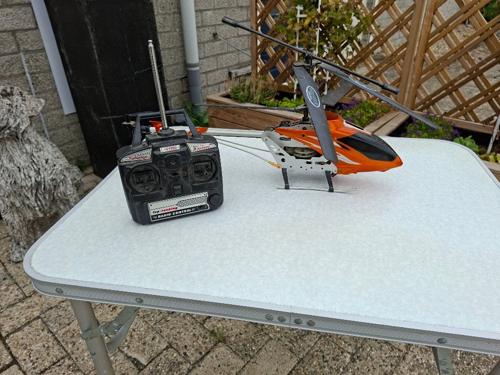 bestuurbare helicopter rc opknapper compleet met zender en, Ophalen of Verzenden, Gebruikt