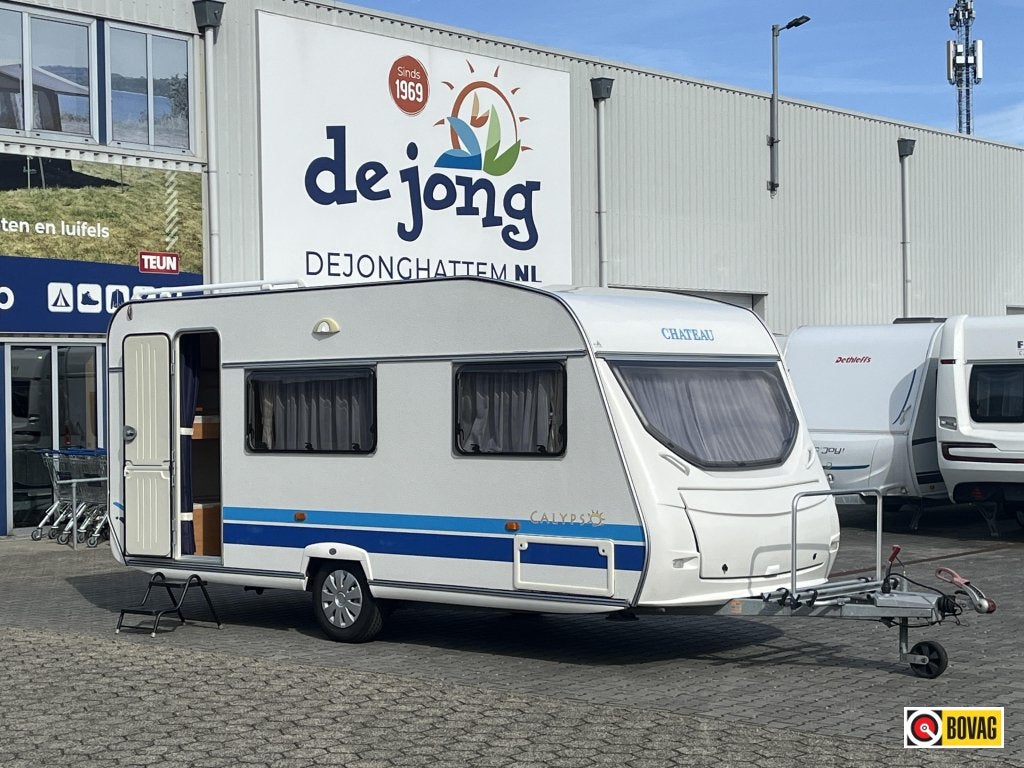 Chateau Calypso 480 KMD Stapelbed - Voortent, Chateau, Schokbreker, Dwars-stapelbed, Bedrijf