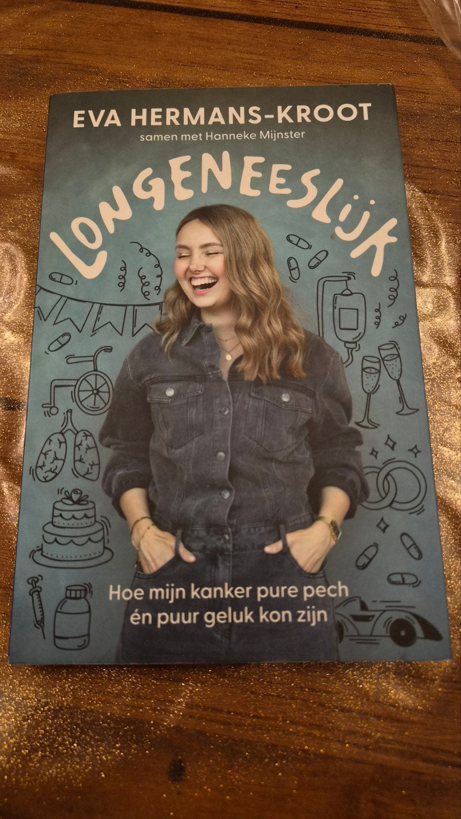Longeneeslijk - Eva Hermans-Kroot (Zo goed als nieuw), Ophalen of Verzenden, Zo goed als nieuw, Eva Hermans-Kroot, Nederland