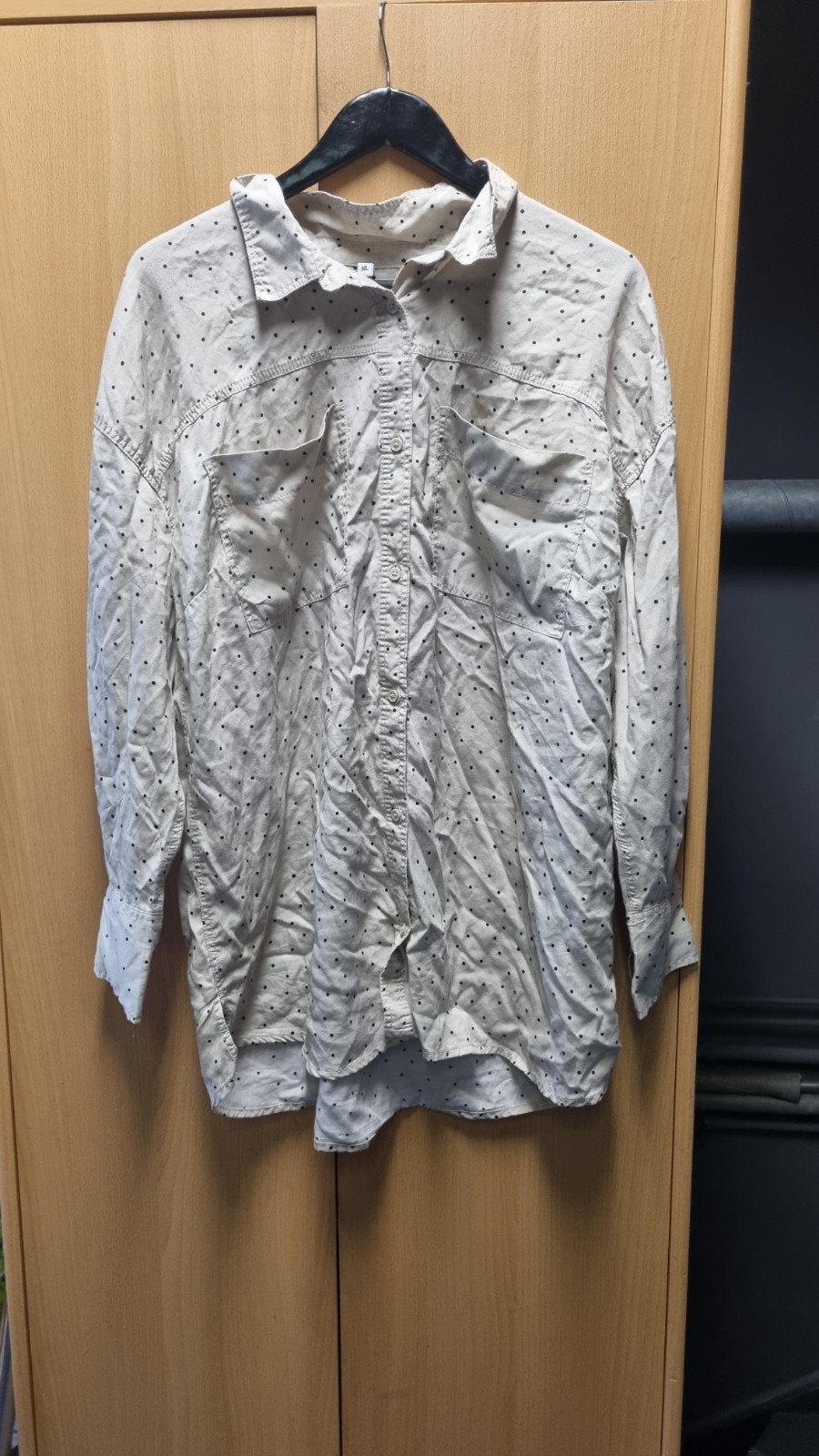 Niet gedragen Hema blouse beige met zwarte stippen XL, Kleding | Dames, Beige, Maat 46/48 (XL) of groter, Nieuw, Ophalen of Verzenden