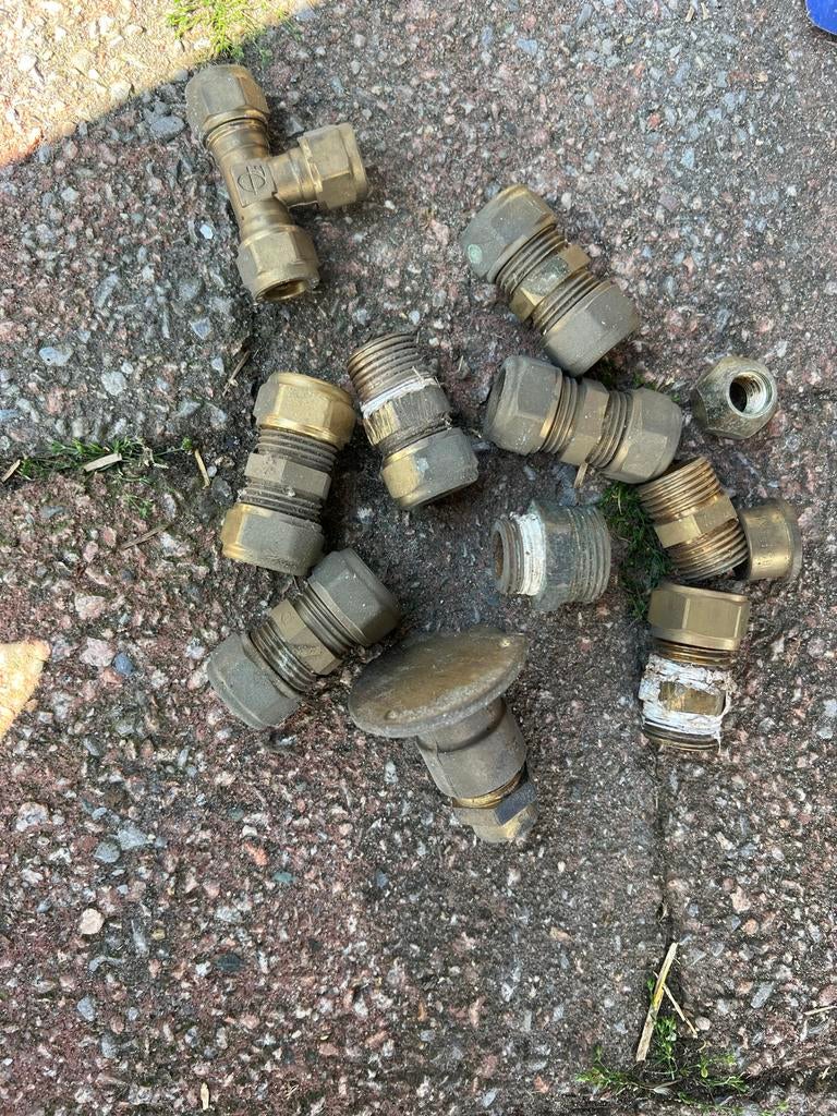Diverse koperen knelkoppelingen, Overige materialen, Gebruikt, Overige typen, Minder dan 2 meter