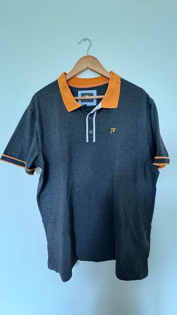 Janvanderstorm Polo Donkergrijs met Oranje Accenten - XL, Ophalen of Verzenden, Gedragen, Maat 56/58 (XL), Grijs
