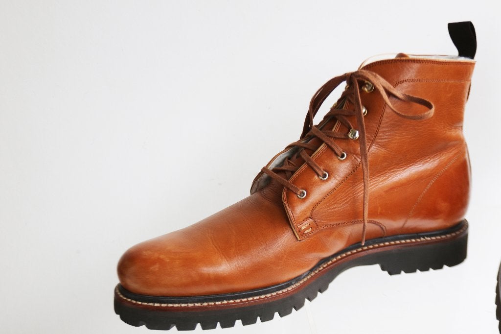 Nieuwe bontgevoerde boot van Dieter Kuckelkorn in 10 = 44, Bruin, Boots, Nieuw, Ophalen of Verzenden