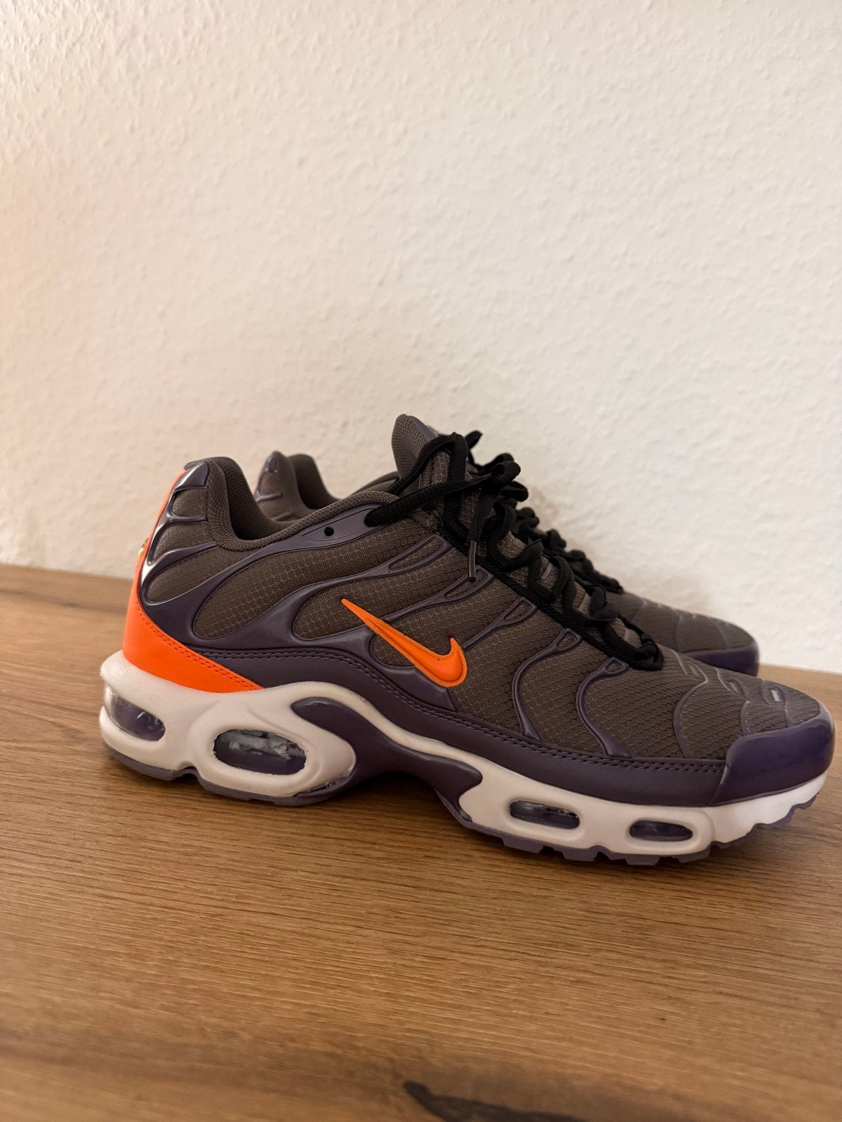 Nike Air Max Plus TN Sneakers - Maat 44, Ophalen of Verzenden, Zo goed als nieuw, Overige kleuren, Sneakers of Gympen
