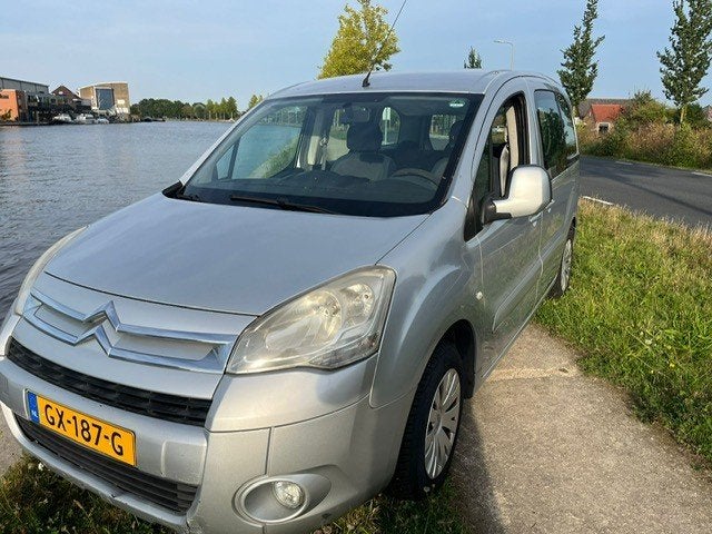 Citroën Berlingo 1.6 Hdif 66KW 2010 Grijs, Voorwielaandrijving, Stof, Zwart, 4 cilinders