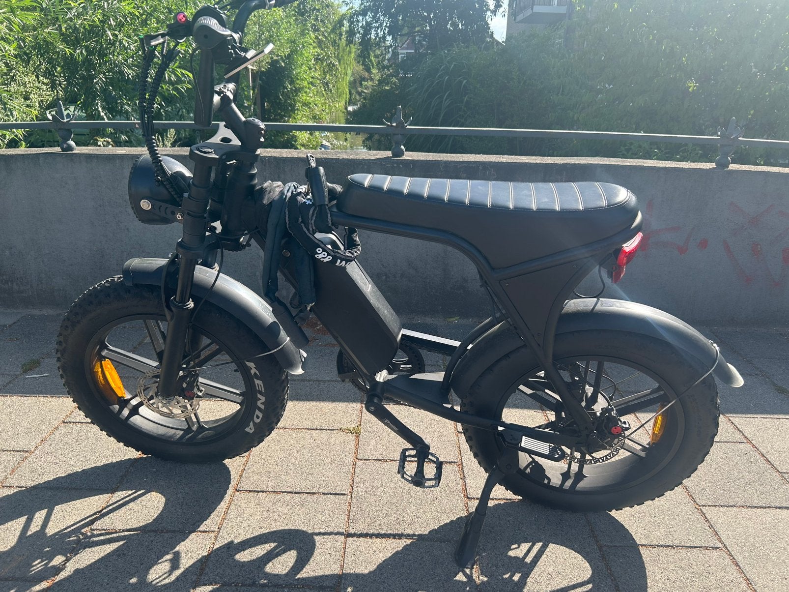 Ouxi V8 (lees beschrijving!), 59 cm of meer, Ophalen, Zo goed als nieuw, Overige merken