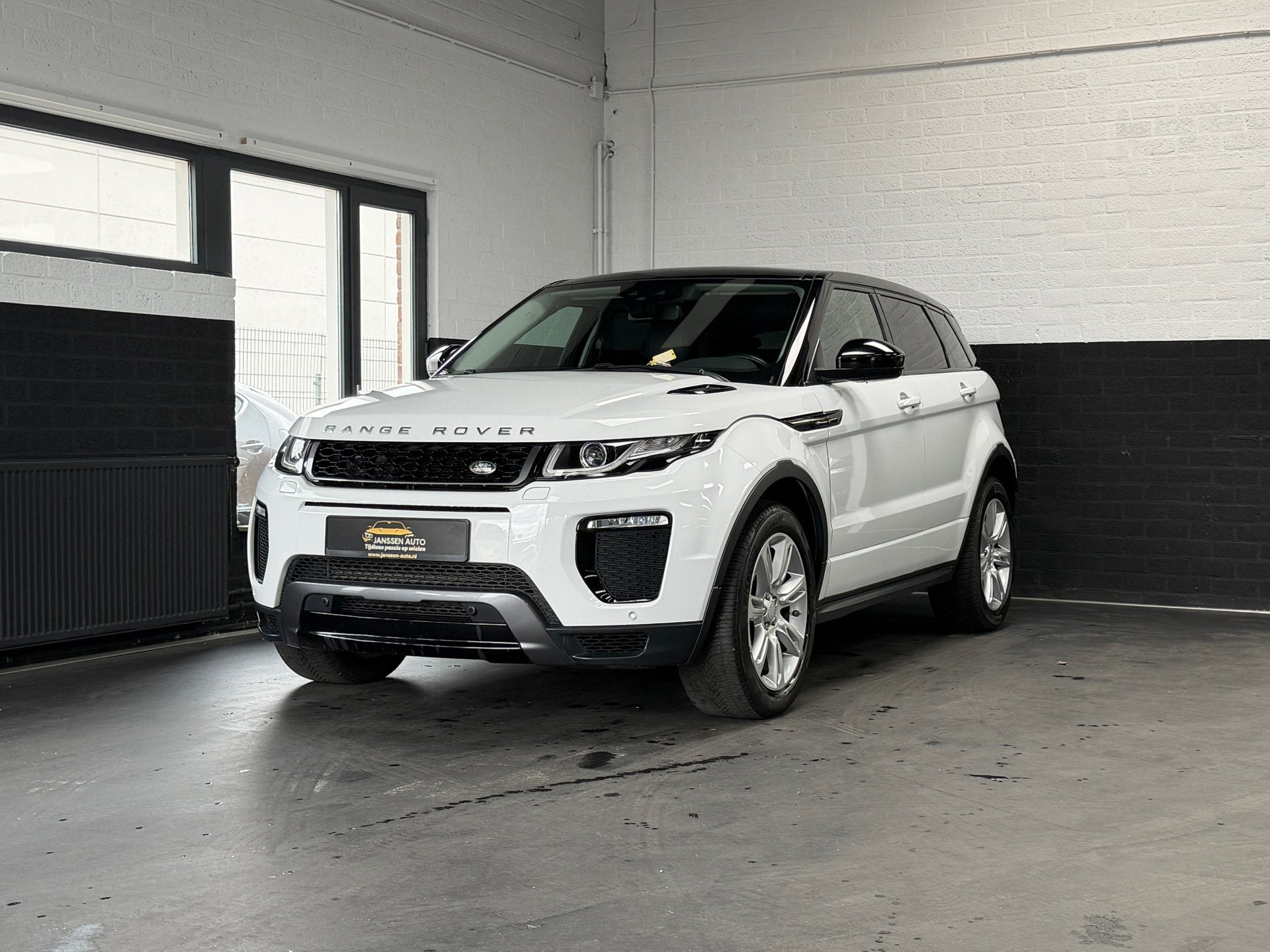 Land Rover Range Rover Evoque 2.0 Si4 SE Dynamic | Meredian, Auto's, Land Rover, Automaat, Gebruikt, 4 cilinders, Automatische klimaatregeling