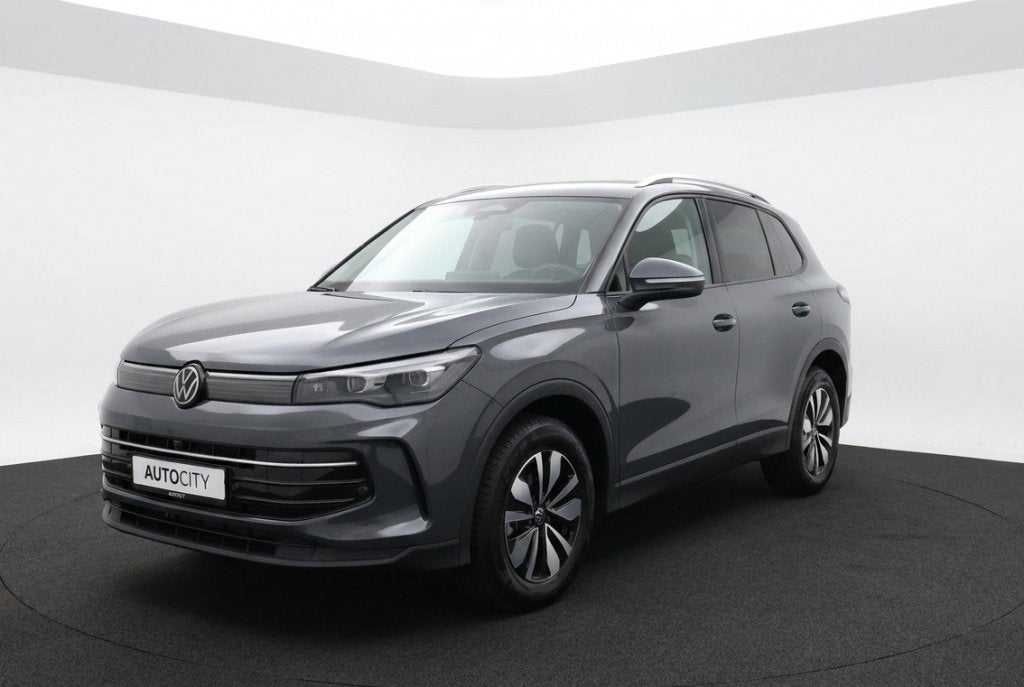 Volkswagen Tiguan 1.5 eTSI Pano l 360 Camera l Blindspot l I, Automaat, Stof, 4 cilinders, 1598 kg