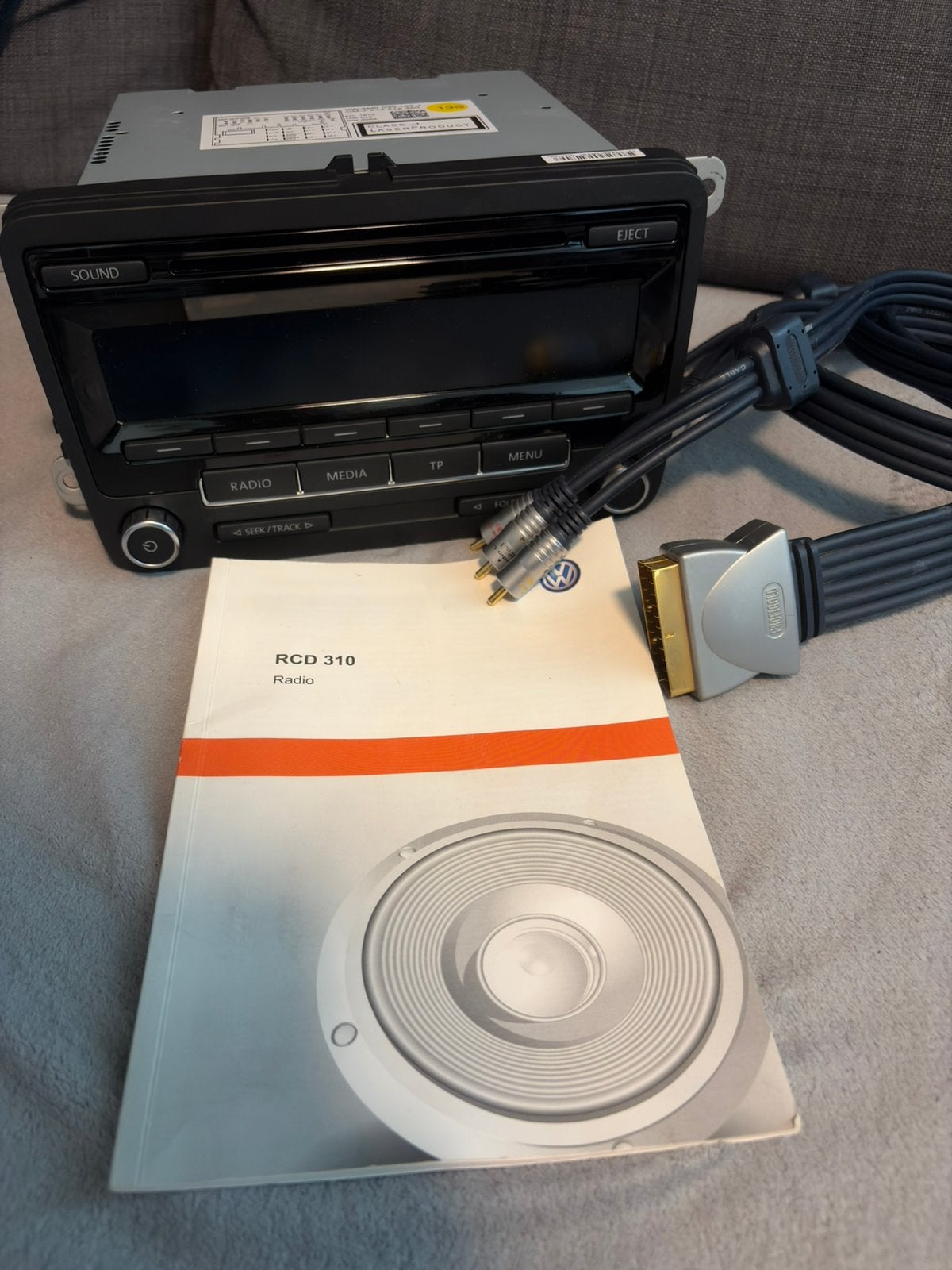 Orginele Volkswagen RCD 310 Radio Compleet, Ophalen of Verzenden, Zo goed als nieuw
