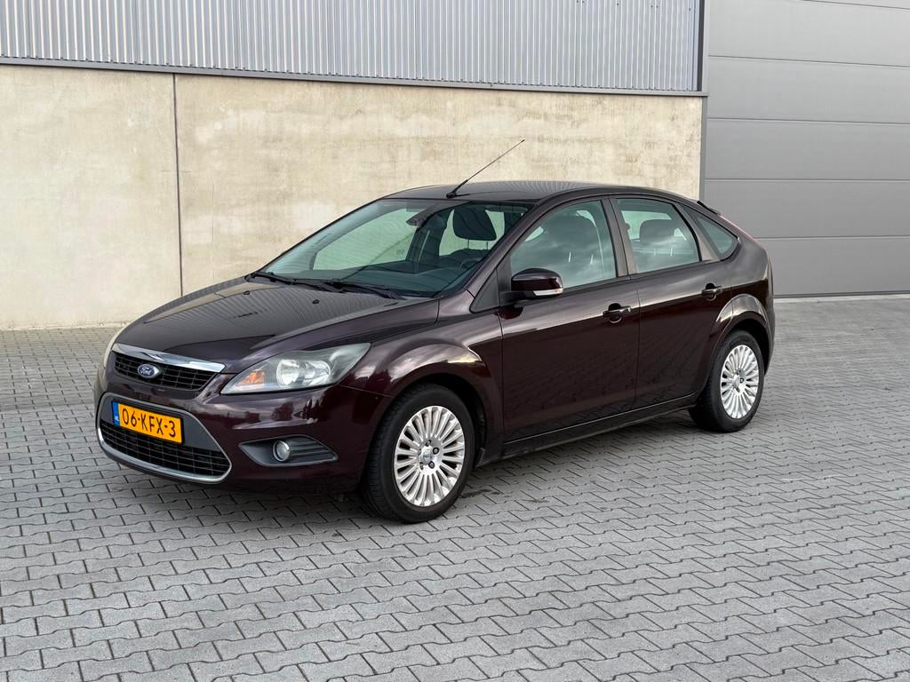 Ford Focus 1.6 TDCi Titanium NAVIGATIE+CLIMATE AIRCO+PDC+CRU, Gebruikt, 1257 kg, Origineel Nederlands, 140 €/maand