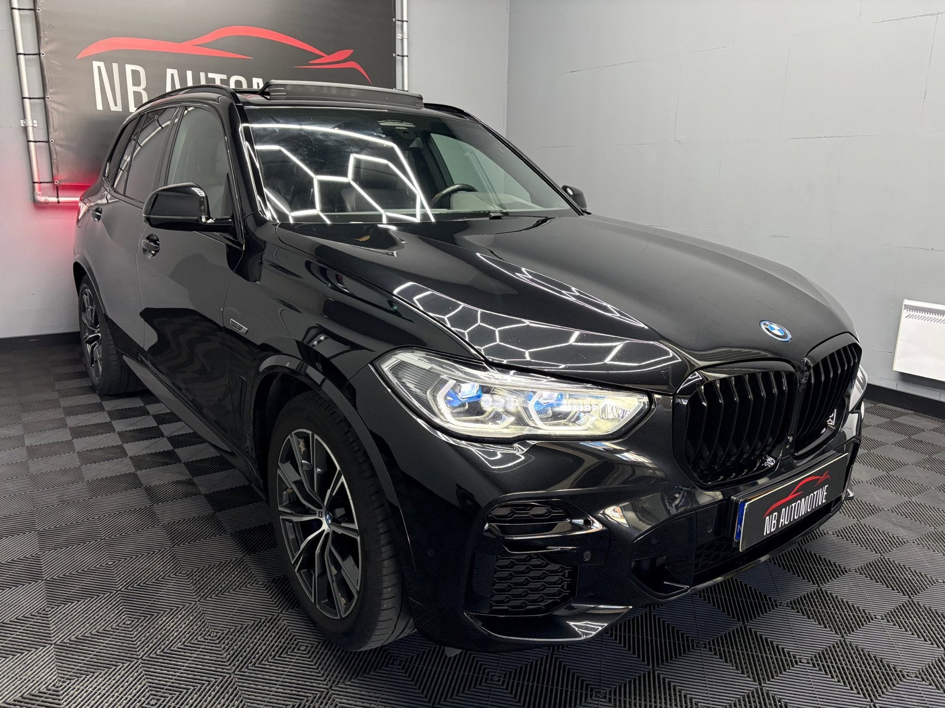 BMW X5 XDrive45e High Executive, Dealer onderhouden, Gebruikt, Zwart, Vierwielaandrijving