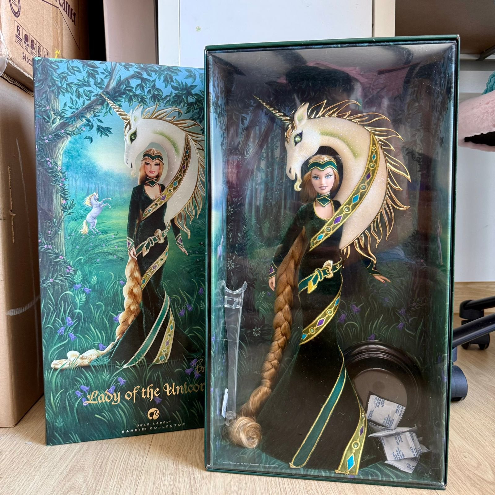 Barbie Lady of the Unicorn, Gold Label Barbie Collector NRFB, Verzamelen, Poppen, Ophalen of Verzenden, Nieuw, Fashion Doll
