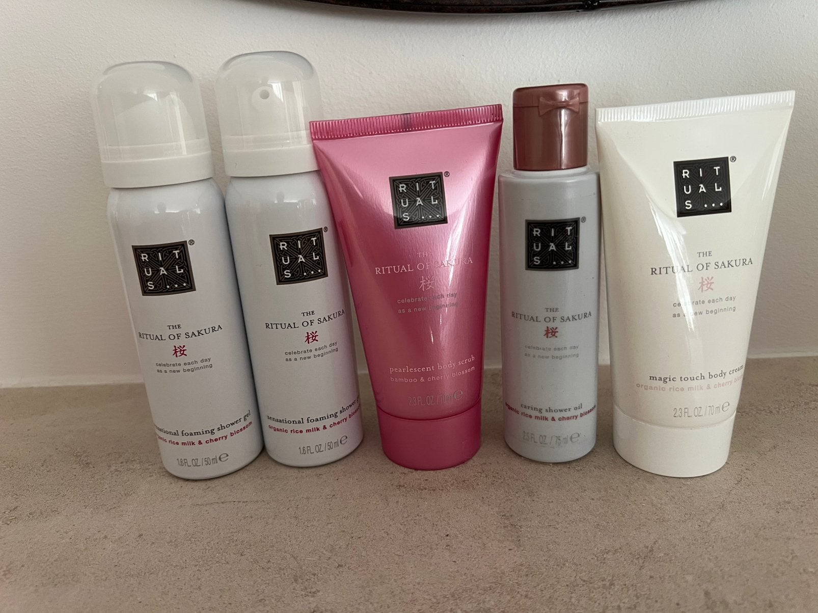 Rituals Sakura travel set 💖😎 Nieuw!, Ophalen of Verzenden, Nieuw, Bad & Douche