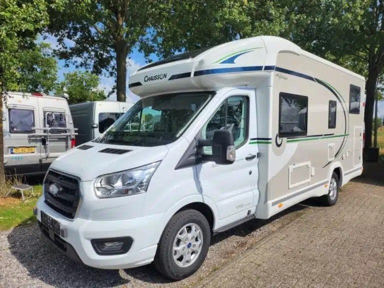 Lange winterperiode met  deze luxe camper ? nu 50% korting !