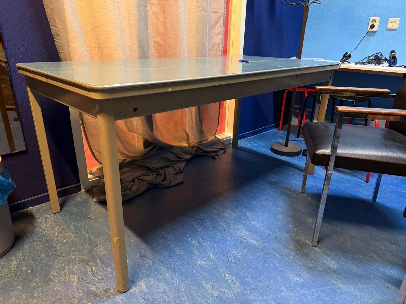 Gispentafel jaren 60/70, Ophalen of Verzenden, Gebruikt
